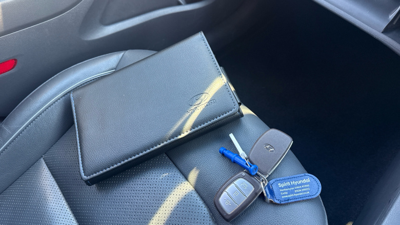 Hyundai IONIQ 1.6 GDi Hybrid Premium SE 5dr DCT Hybrid Hatchback